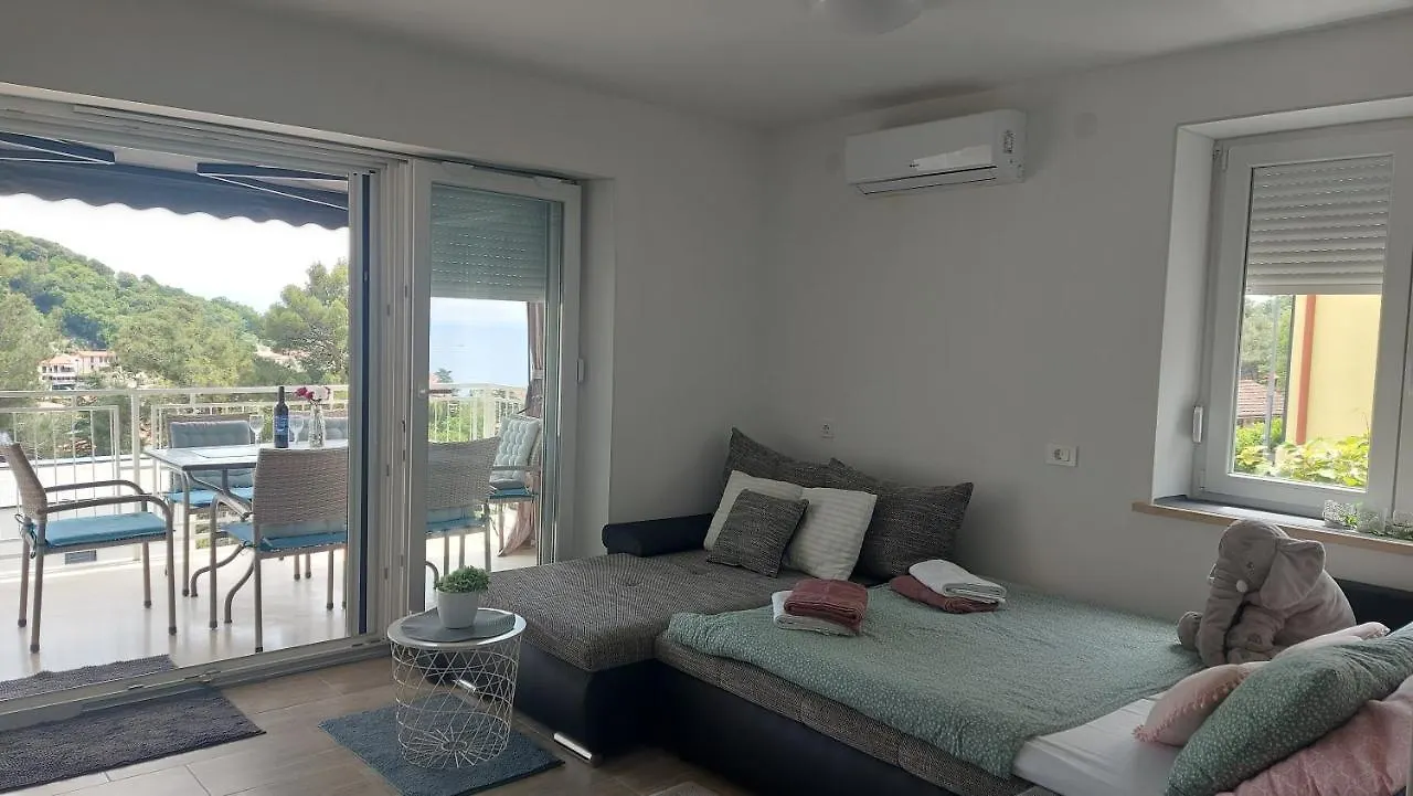 Modern And Cosy Apartment Ivana With A Beautiful Seaview Moscenicka Draga 0*,  Croatia
